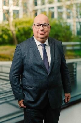 Geschäftsbereichsleiter Ralf Lindemann Geschäftsbereichsleiter Ralf Lindemann